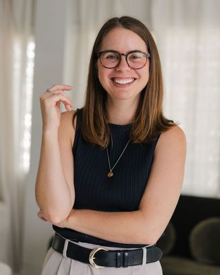 Photo of Kate Winderman, Psychologist, PhD, LP, CST