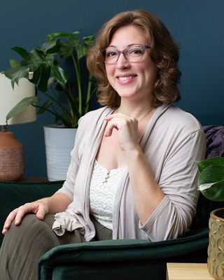Photo of Hannah Warwick Dykehouse, EdS, LMFT, Marriage & Family Therapist