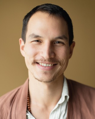 Photo of Aron Buky-Tompa, Counsellor in Kitsilano, Vancouver, BC