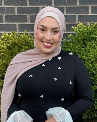 Photo of Hawraa Khalil, Clinical Social Work/Therapist, LLMSW