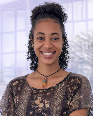 Photo of Nikki Cooke, Clinical Social Work/Therapist, MSW, LICSW