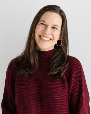 Photo of Lindsay Hinshaw, Licensed Clinical Mental Health Counselor Associate, MA, LCMHCA