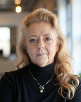 Photo of Karen Oconnor, Marriage & Family Therapist, LMFT