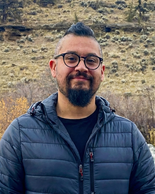 Photo of Alberto Logan Benitez, Marriage & Family Therapist, LMFT