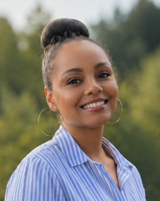 Photo of Corasia Smith, Clinical Social Work/Therapist, LICSW