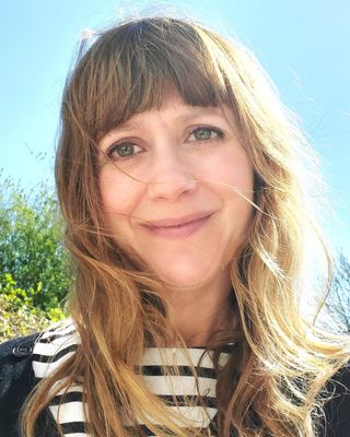 Photo of Jo Williams, Counsellor in AL5, England