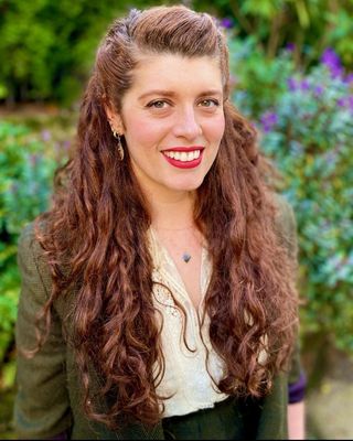 Photo of Kendra Hollingsworth, Marriage & Family Therapist Associate in Southwest, Portland, OR