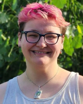 Photo of Finch Mica Houdek, Marriage & Family Therapist, MS, LMFT-IT