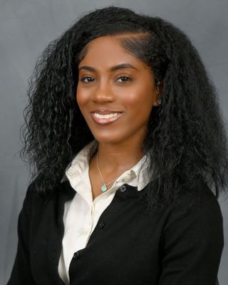 Photo of Anye'a Pinnock, Counselor, LCMHC-A, MA