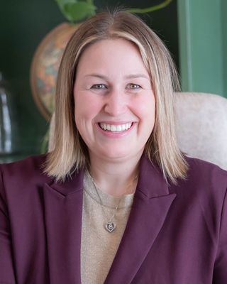 Photo of Dana Kahrig, Pre-Licensed Professional