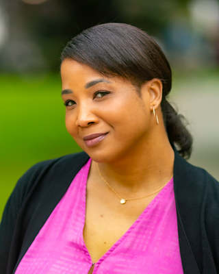 Photo of Raven Royal, Marriage & Family Therapist, LMFT