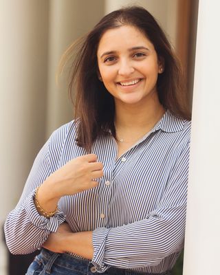 Photo of Sheena Vallabh, Marriage & Family Therapist, MA, LMFT
