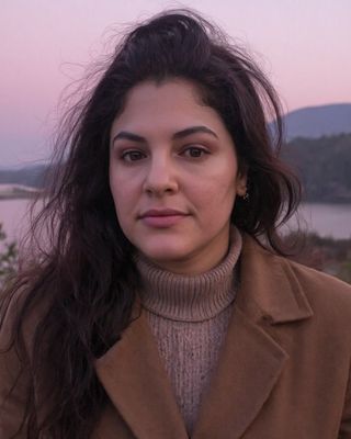 Photo of Aroosha Sanchez - Aroosha Sanchez, LMFT — Virtual Therapy in CA, Marriage & Family Therapist, LMFT