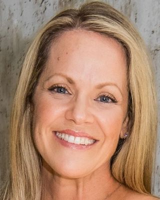 Photo of Dr. Jennifer Davey, Psychologist, PsyD