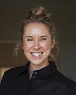 Photo of Hollie Sanders, Counsellor, MA, ACA-L4