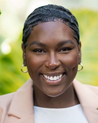 Photo of Amoya Robinson, Clinical Social Work/Therapist in Arlington, VA
