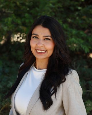 Photo of Mina Al Doori, Pre-Licensed Professional, APCC