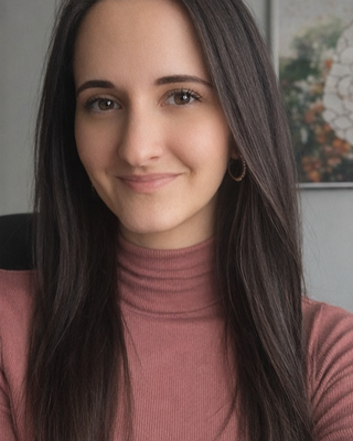 Photo of Stephanie Brooke, Licensed Professional Clinical Counselor, LPCC, MSEd