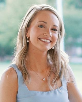 Photo of Briana D'Accurzio, Clinical Social Work/Therapist, LICSW