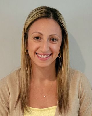 Photo of Dr. Carly Fisher, Licensed Professional Counselor, LPC