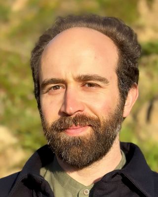 Photo of Andrew Gold, Marriage & Family Therapist Associate, MA, AMFT