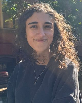 Photo of Anjuli Corzine, Marriage & Family Therapist Associate, MA, AMFT