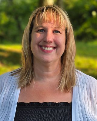 Photo of Traci Renzulli, Psychiatric Nurse, FNP, PMHNP