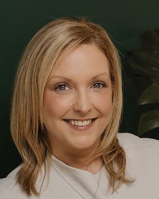 Photo of Tracey Accardo, RN, Psychotherapist, RN, PMH-C