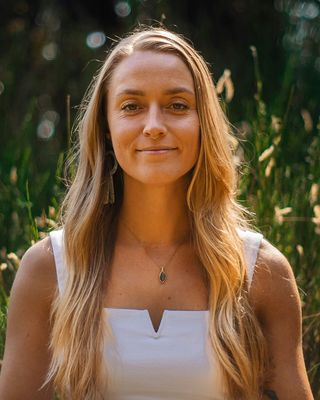 Photo of Alyx Monteith, Pre-Licensed Professional, RCC-Q, MA