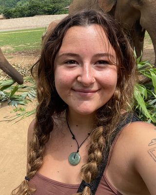 Photo of Alexandra Borchard, Marriage & Family Therapist Intern