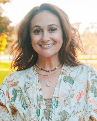 Photo of Mary Sidiropoulos-Glennan, Marriage & Family Therapist Associate, MA, APCC, AMFT