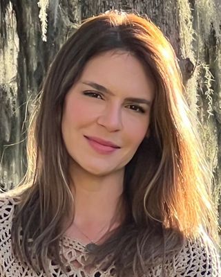 Photo of Sarita Ribeiro-Roenick, Marriage & Family Therapist Intern, RMCFTI