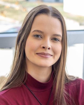 Photo of Beth Decker, Clinical Social Work/Therapist, MSW, LSW