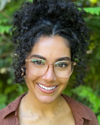 Photo of Emily Aranda, Pre-Licensed Professional in Garment District, New York, NY