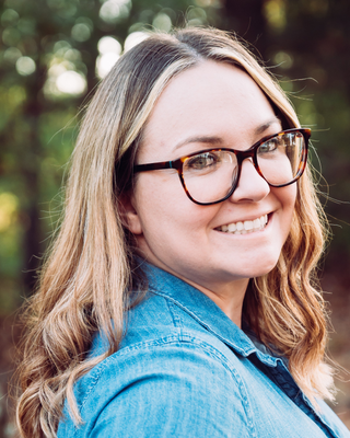 Photo of Laura Meade, Psychiatric Nurse Practitioner, PMHNP