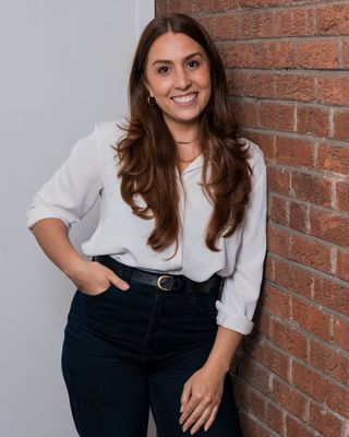Photo of Sarah Caggianello - Lakeshore Psychotherapy, Registered Psychotherapist, BA