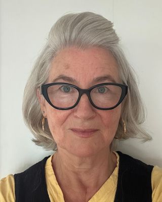 Photo of Angela Pourmohamedian Roya Hamid, Psychotherapist, MA, MUKCP