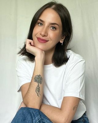 Photo of Alexandra Tueni, Clinical Social Work/Therapist, LCSW