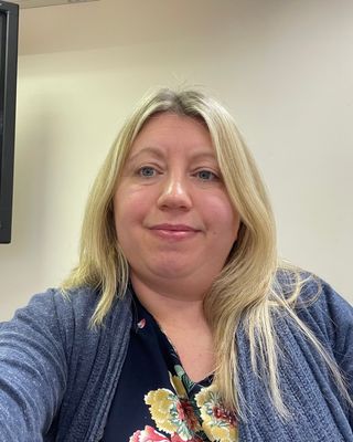 Photo of Jenna Wills, Counsellor, MSc, MBACP