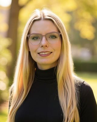 Photo of Kathryn Reid, Pre-Licensed Professional