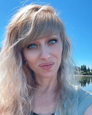 Photo of Jalane Caroland, Psychiatric Nurse Practitioner in Seattle, WA