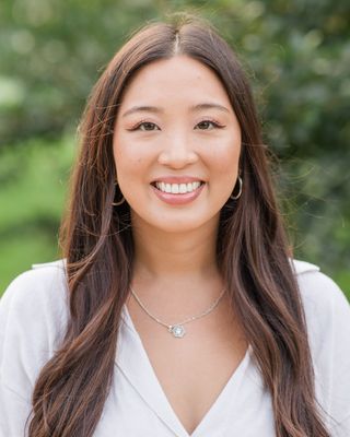 Photo of Carissa Hwu, Pre-Licensed Professional in Wheaton, IL