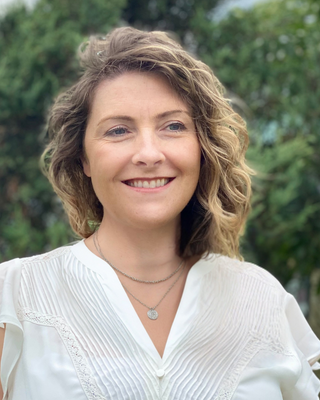 Photo of Bethany MacGillivray, Counsellor, MCP-AT, RCC