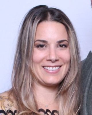 Photo of Victoria Bartynski, MA, LAMFT