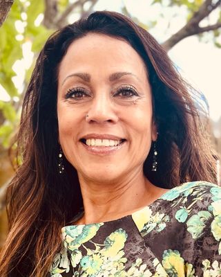 Photo of V Raquel Berrios-Webbe - V Raquel Berrios-Webbe Counseling, LLC, LCSW, Bil, Clinical Social Work/Therapist