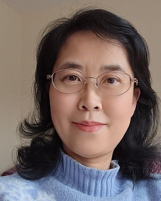 Photo of Rosa Wang, Counsellor, MA, MBACP
