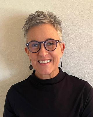 Photo of Laura Willa Kanter, Licensed Master Social Worker, LMSW