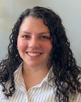 Photo of Taylor Leonhart, MSW, LSW, LICDC, Clinical Social Work/Therapist