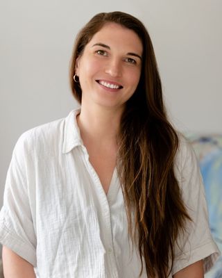 Photo of Kat Williamson, Counsellor, CCC