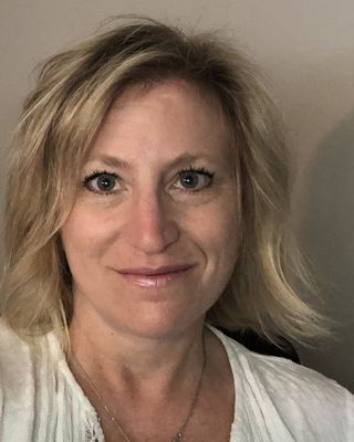 Photo of Jen Gonzalez, Psychiatric Nurse Practitioner in Mount Clemens, MI
